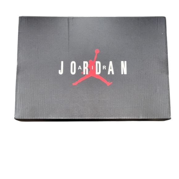 Retro 11 Cherry Jordan's - Picture 10 of 11